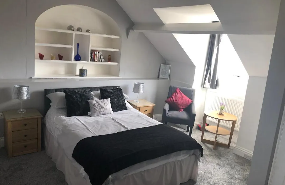 Carlton Guest House-1