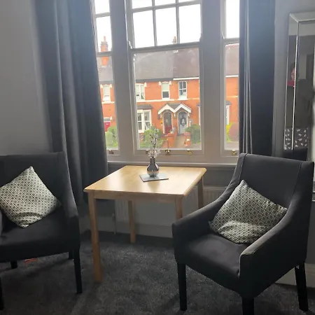Carlton Guest House-2