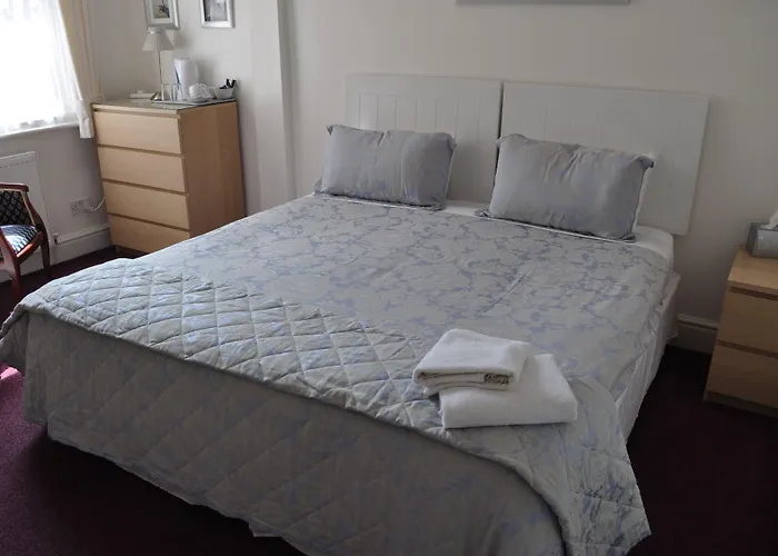 Avoncot Guest House